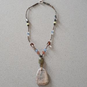Beaded necklace with Stone Pendant